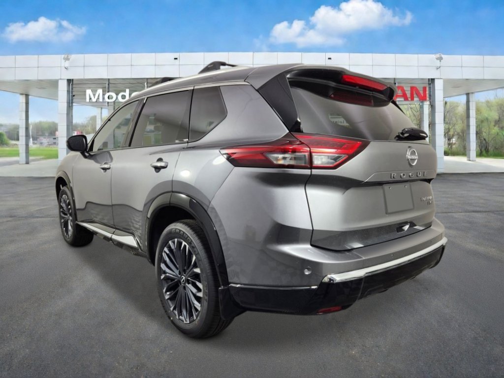 New 2026 Gun Metallic Nissan Platinum image 3