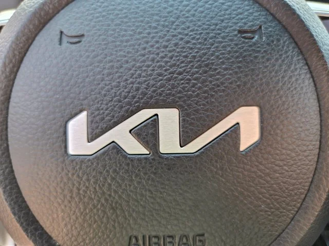 Used 2024 White Kia SX image 33