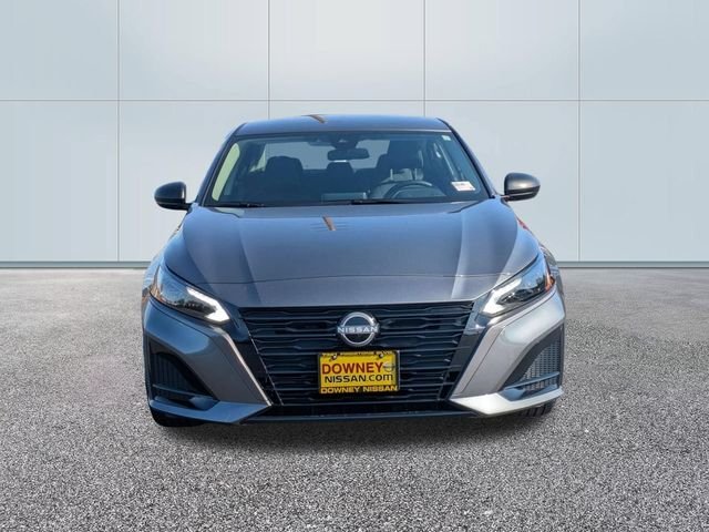 New 2026 Gun Metallic Nissan 2.5 SV image 3