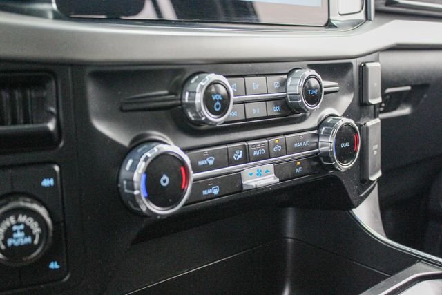 Used 2024 Black Ford XLT image 23