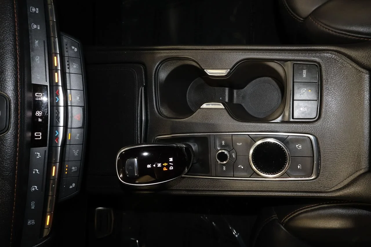 Used 2022 Stellar Black Metallic Cadillac Sport image 15