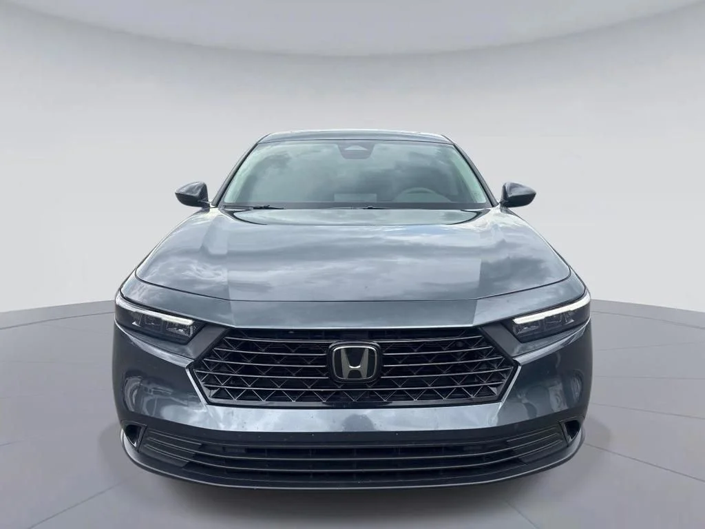 Used 2023  Honda EX image 5