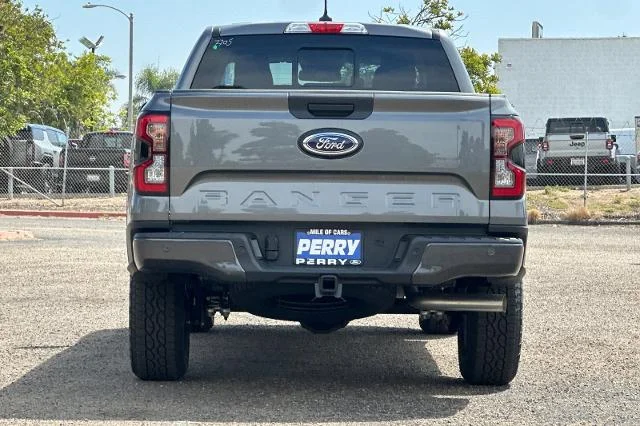 New 2026 Carbonized Gray Metallic Ford XLT image 27