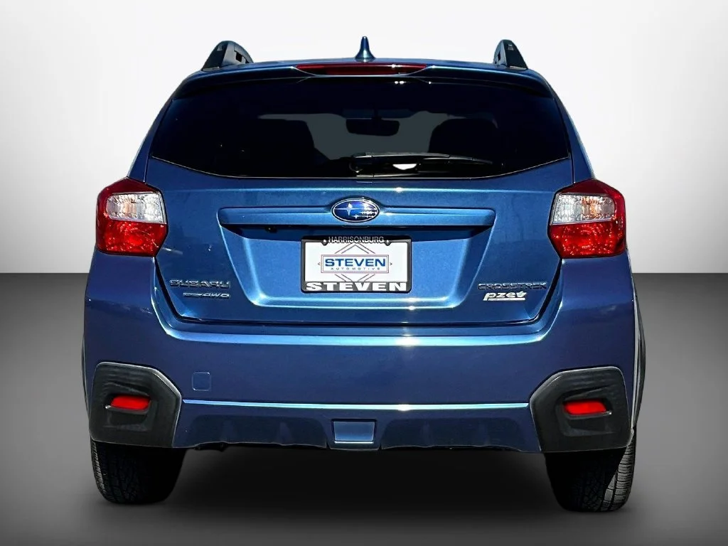 Used 2017 Blue Subaru 2.0i Limited image 5