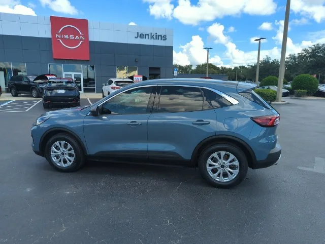 Used 2024 Blue Ford Active image 10