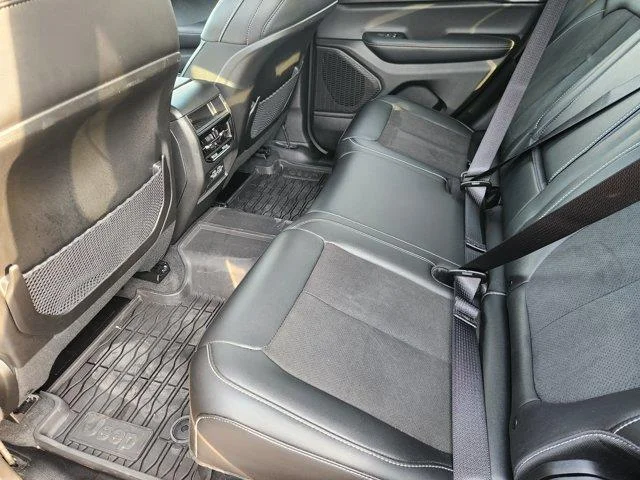 Used 2025 Baltic Gray MET Jeep Laredo 4x2 image 29