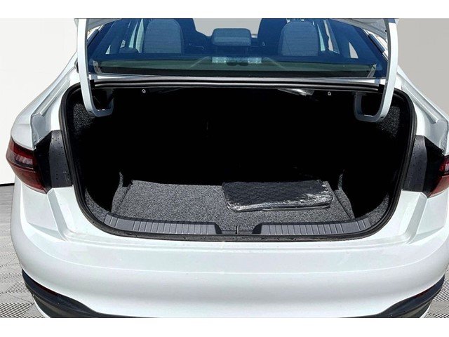 New 2026 Pure White Volkswagen 1.5T S image 25
