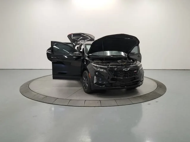Used 2024 Mosaic Black Metallic Chevrolet RS image 10