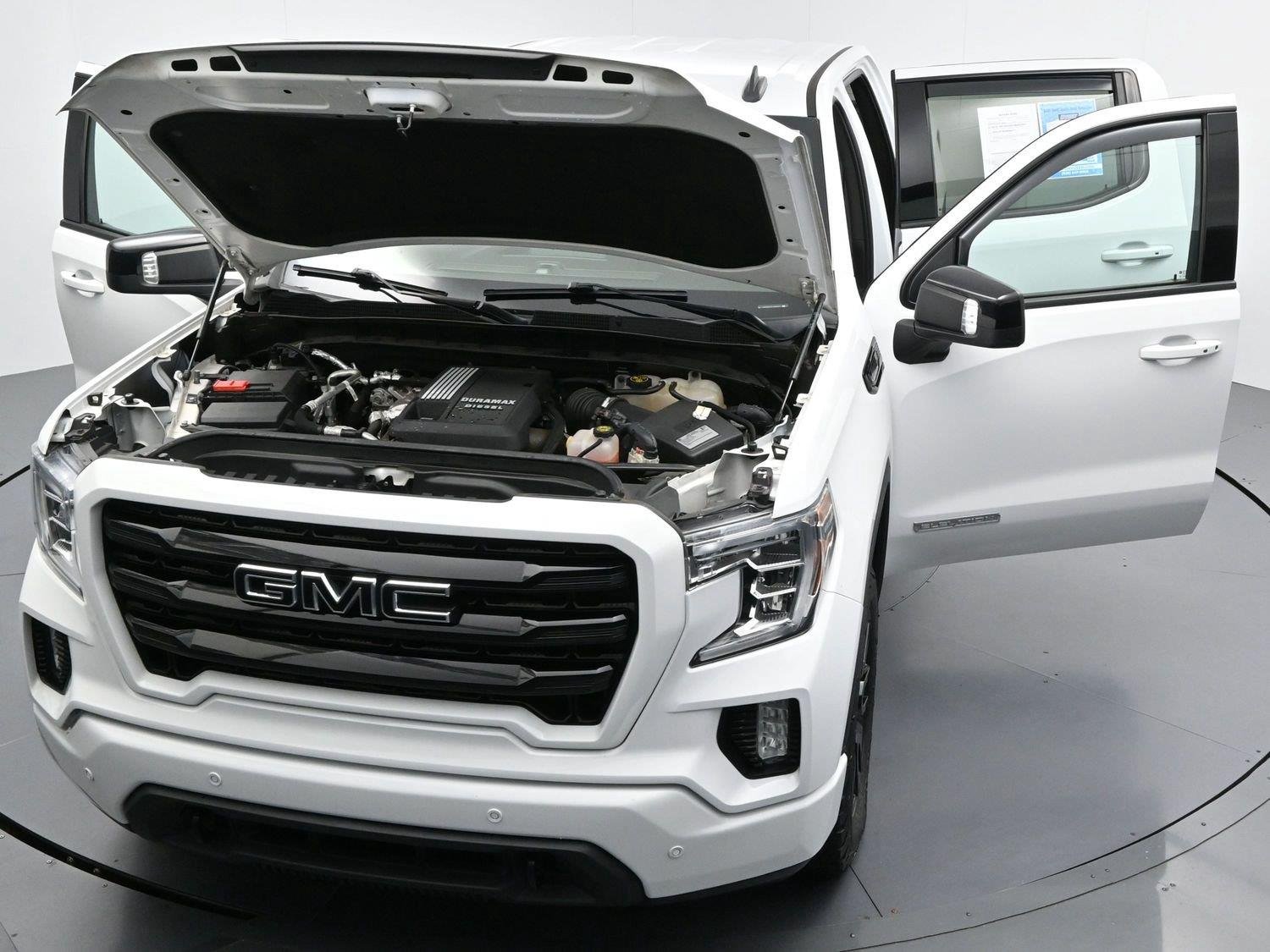 Used 2020 Summit White GMC Elevation image 42