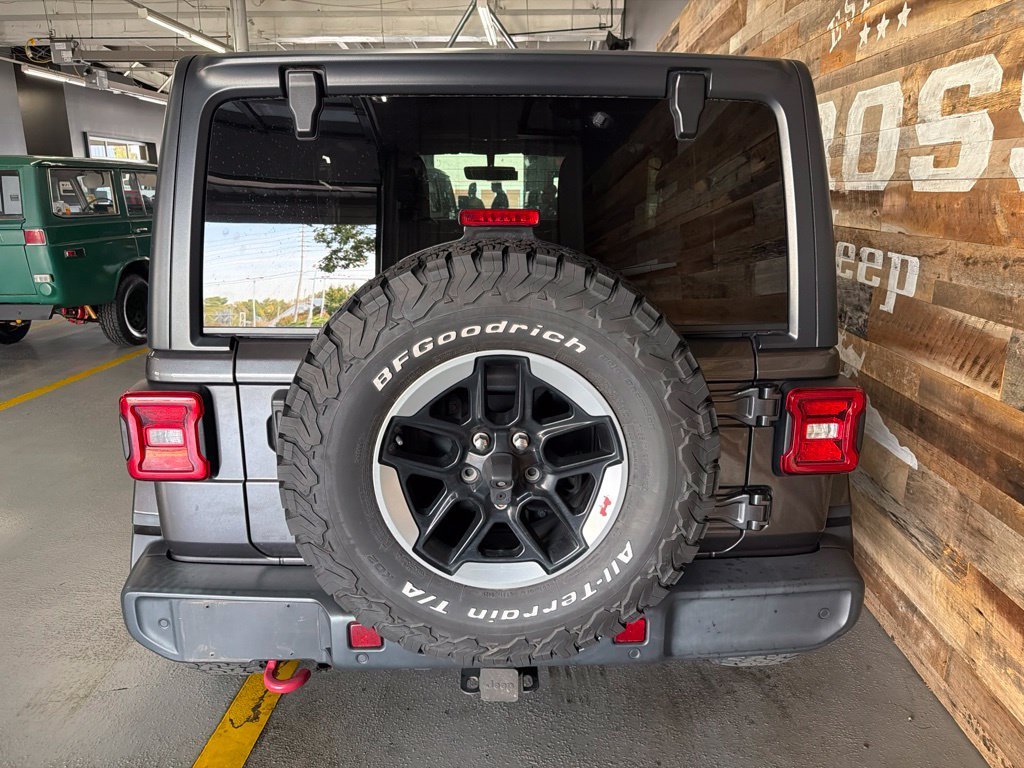 Used 2018 Crystal Metallic Jeep Rubicon image 7