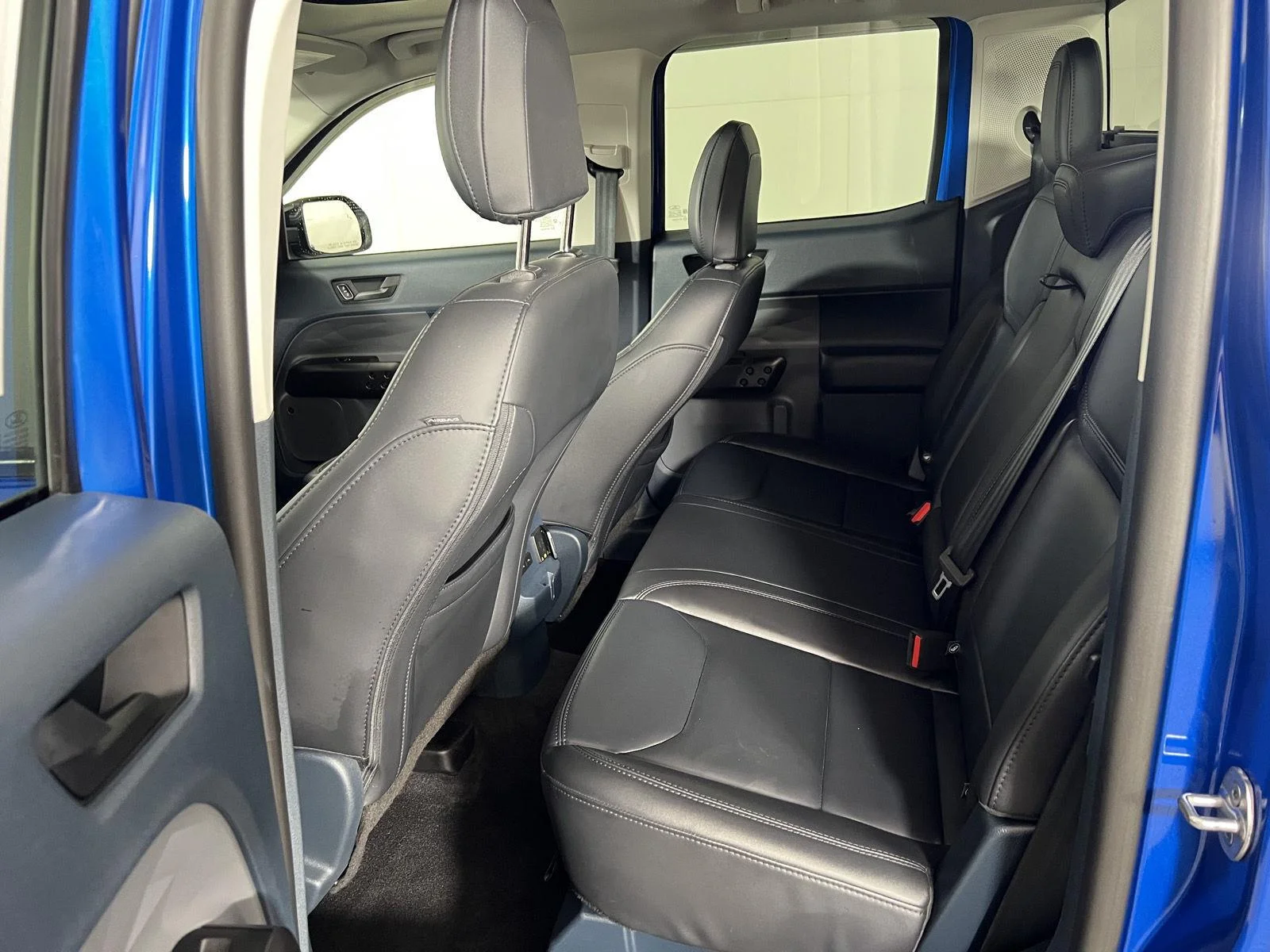 Used 2025 Bl Ford LARIAT image 5