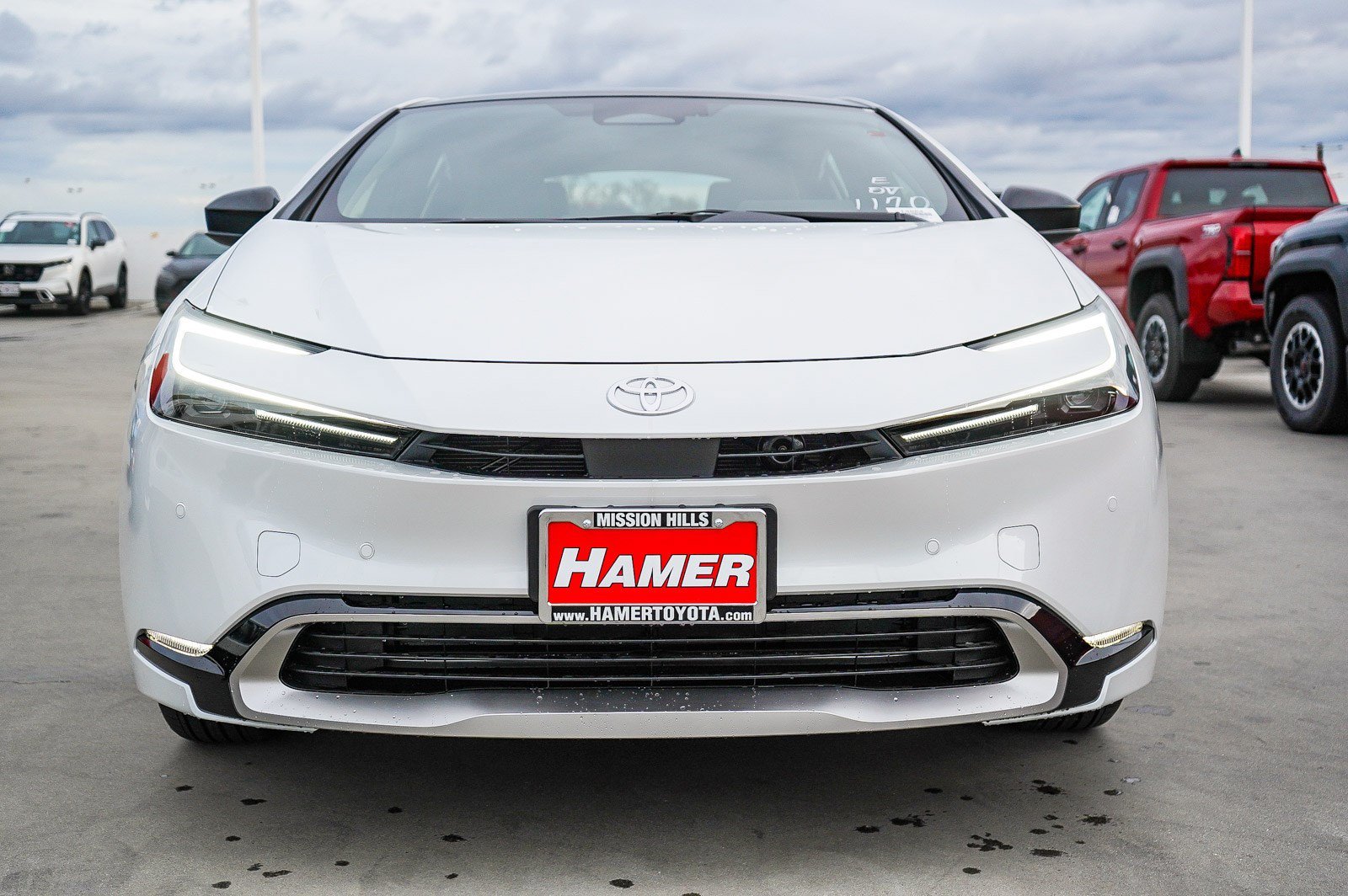 New 2026 Wind Chill Pearl Toyota XSE image 2