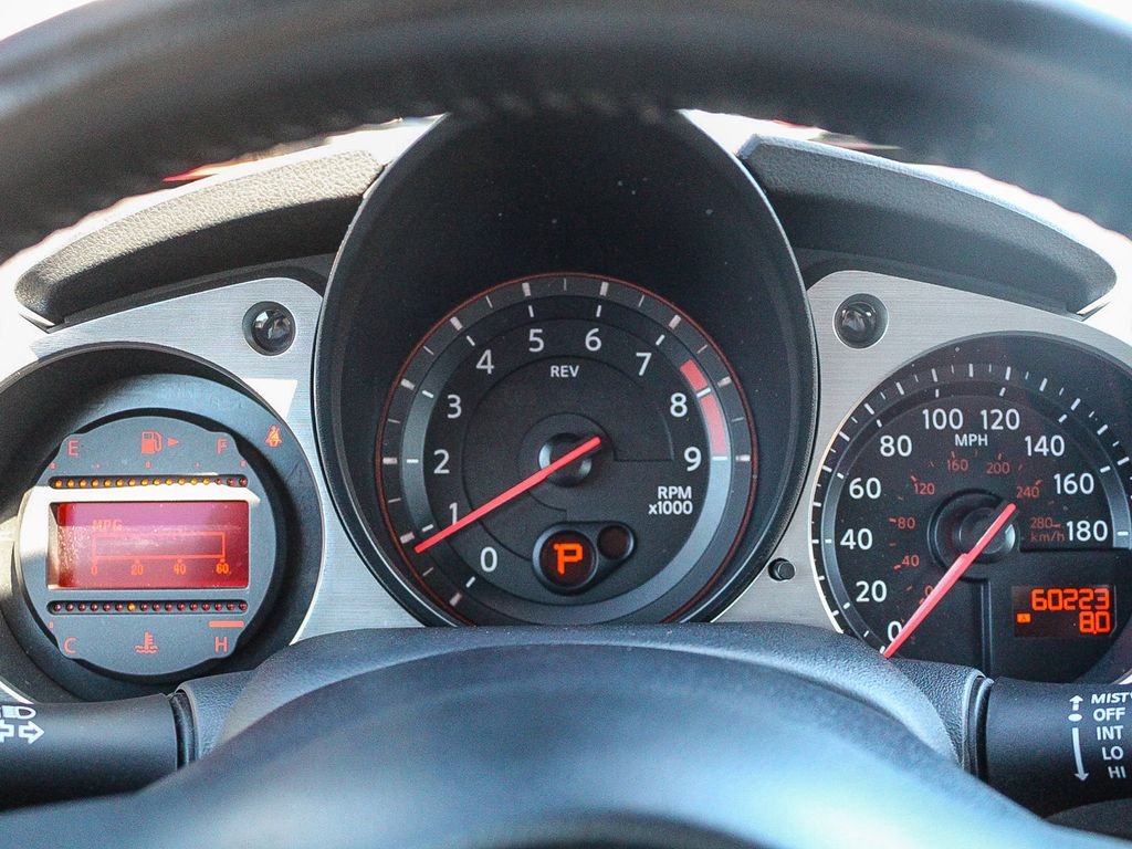 Used 2014 Red Nissan Touring image 20