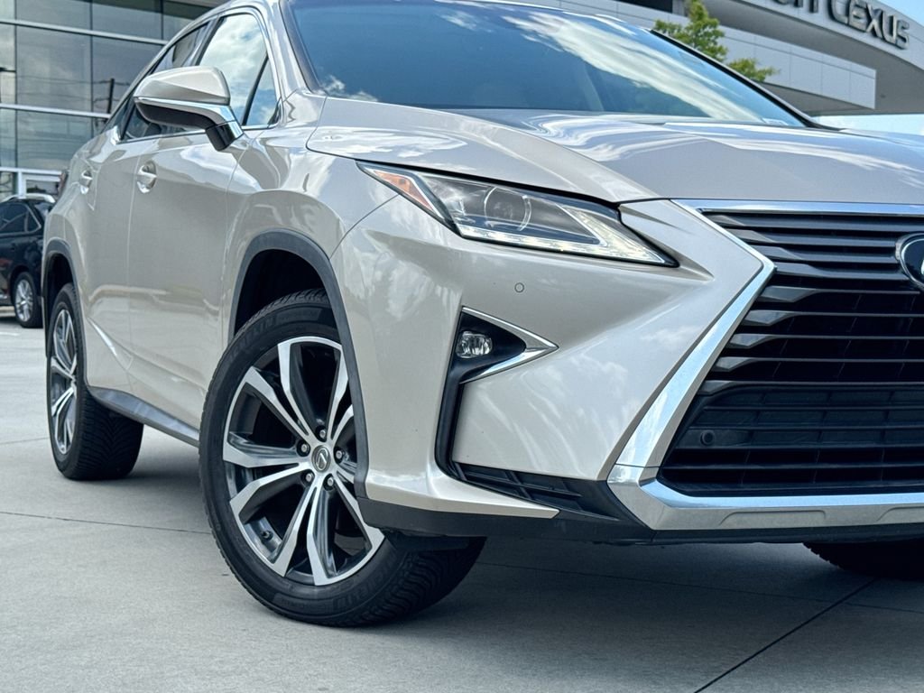 Used 2016 Beige Lexus 350 image 9
