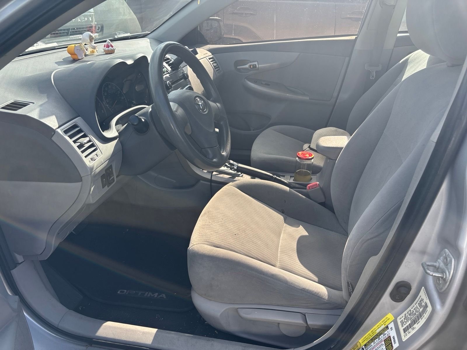 Used 2010 Classic Silver Metallic Toyota LE image 8
