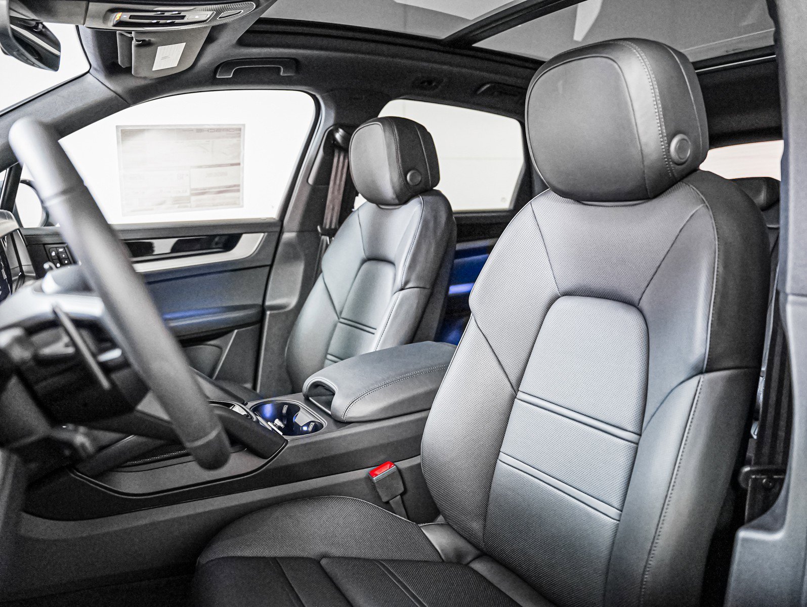 2026 Porsche Cayenne S - Photo 5