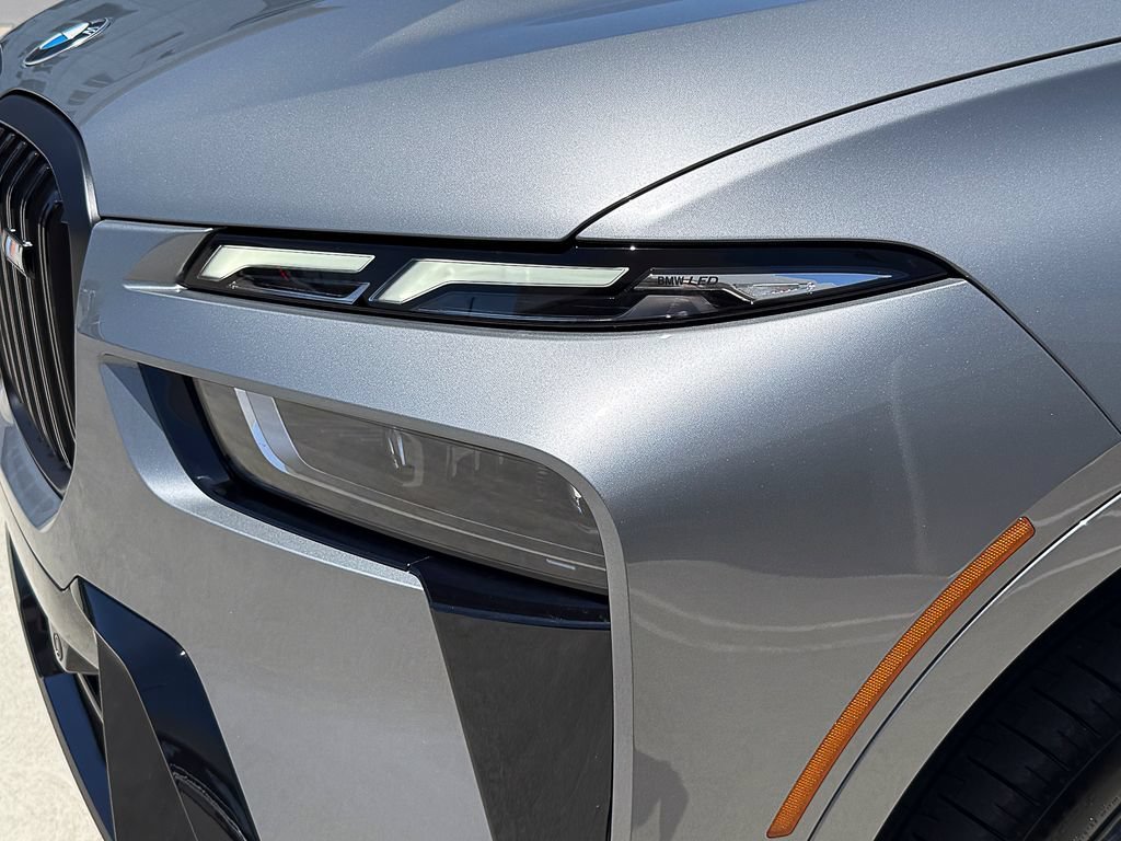 New 2027 Skyscraper Grey Metallic BMW M60i image 8