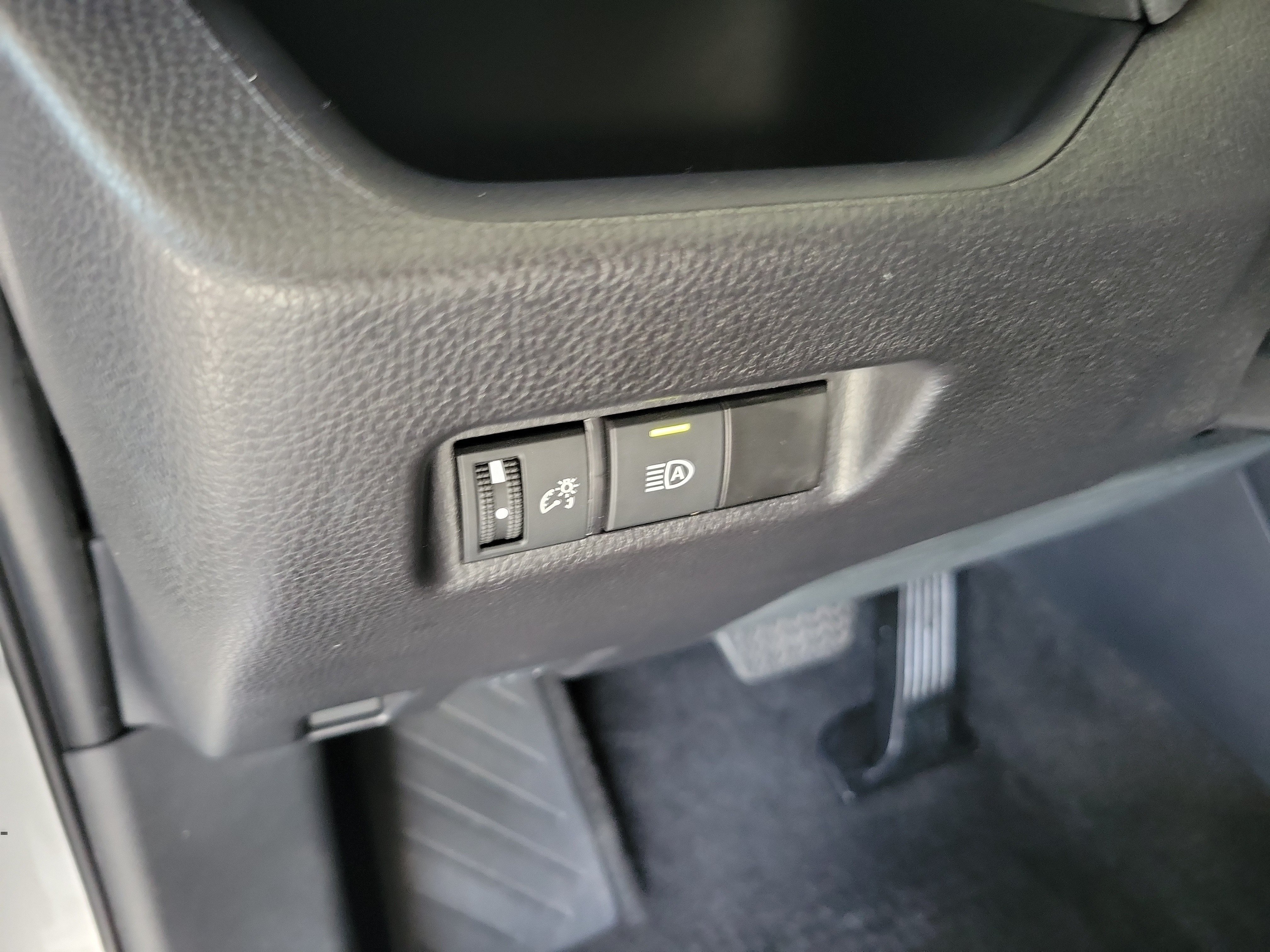 Used 2024 Silver Sky Metallic Toyota Hybrid LE image 23