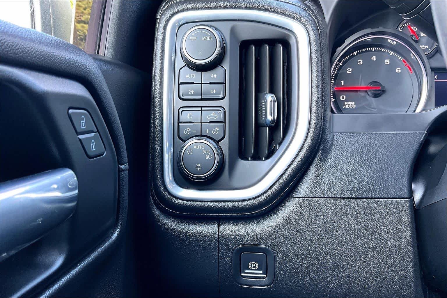 Used 2022 Shadow Gray Metallic Chevrolet LT Trail Boss image 36