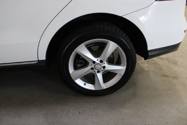 Used 2016 White Mercedes-Benz GLE 350 image 37