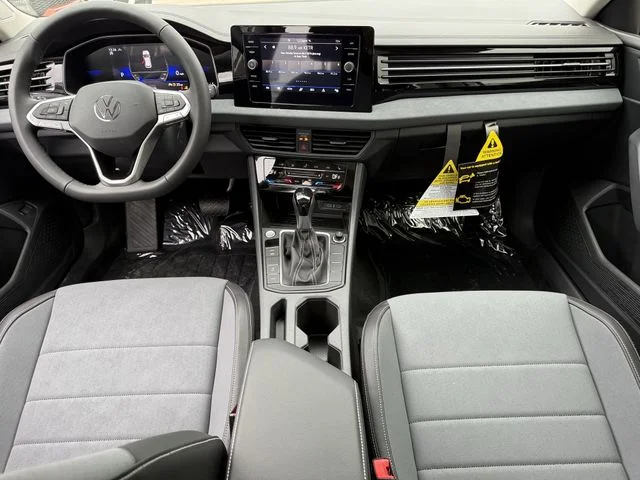 New 2026 White Volkswagen 1.5T SE image 8