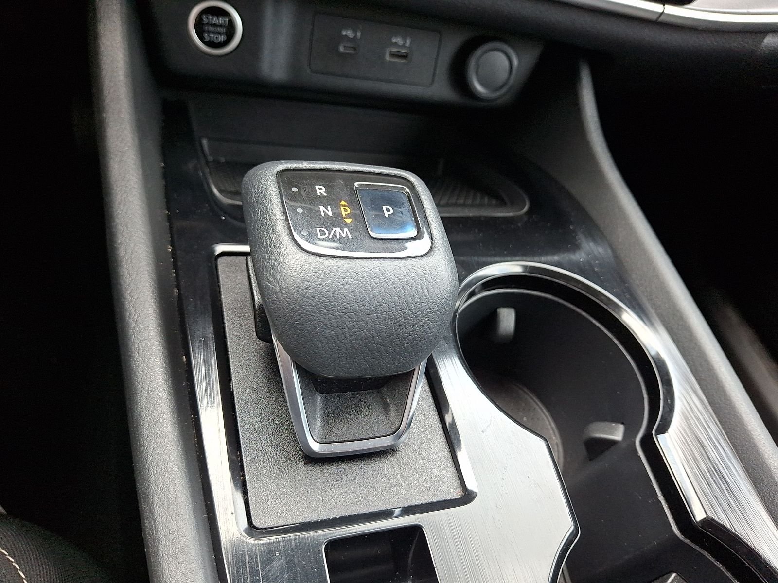 Used 2021 Gray Nissan SV image 15