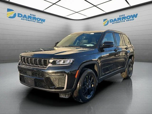 New 2026 Diamond Black Crystal Pearl-Coat Exterior Paint Jeep Laredo image 1