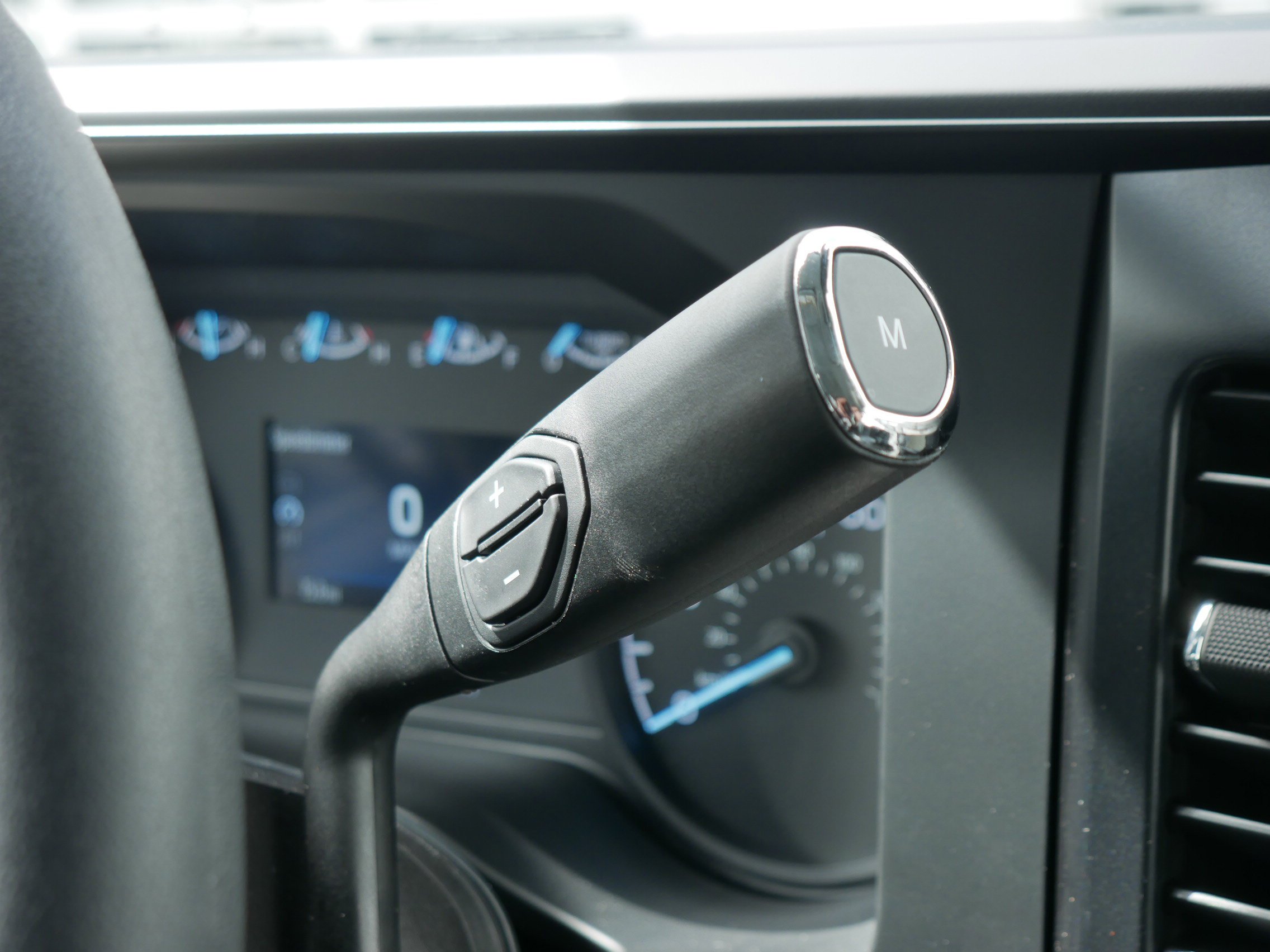 New 2025 Oxford White Ford F-550® XL image 8
