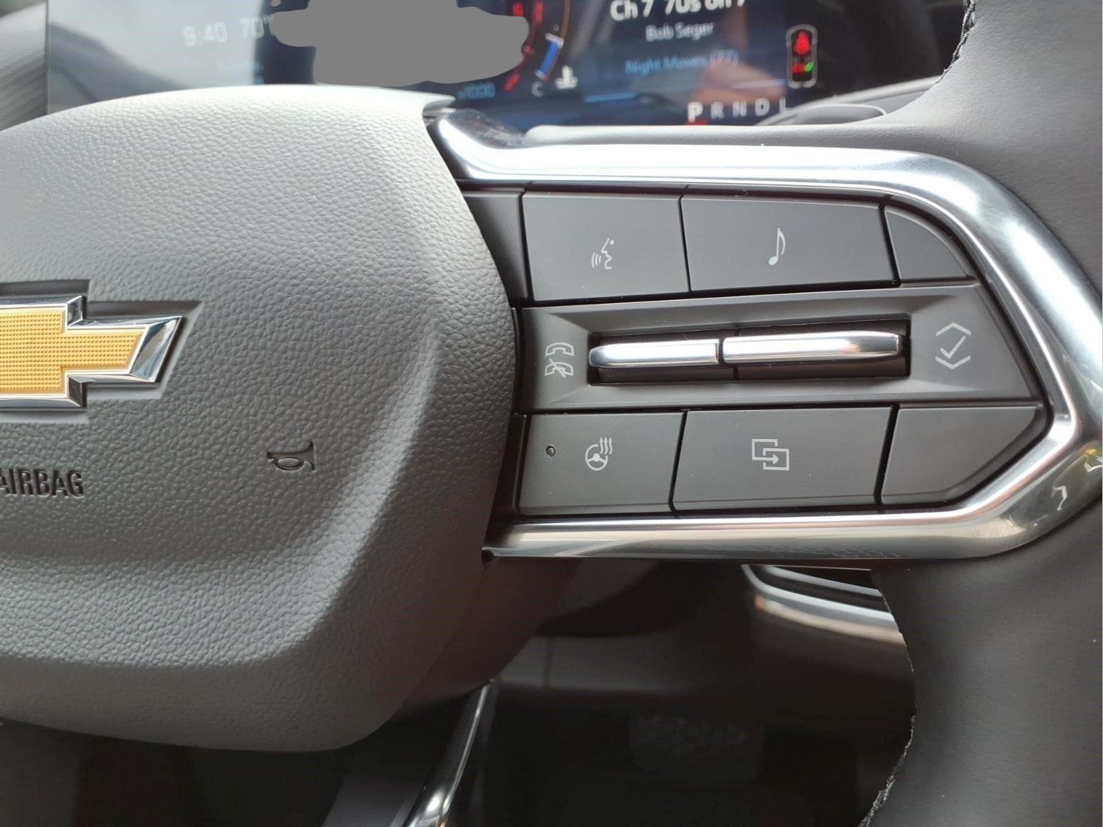 New 2026 Mosaic Black Metallic Chevrolet LT image 19