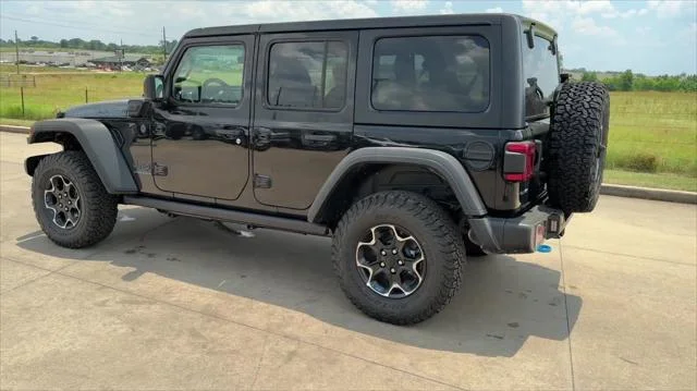New 2023 Black Clear-Coat Exterior Paint Jeep Rubicon 4xe image 6