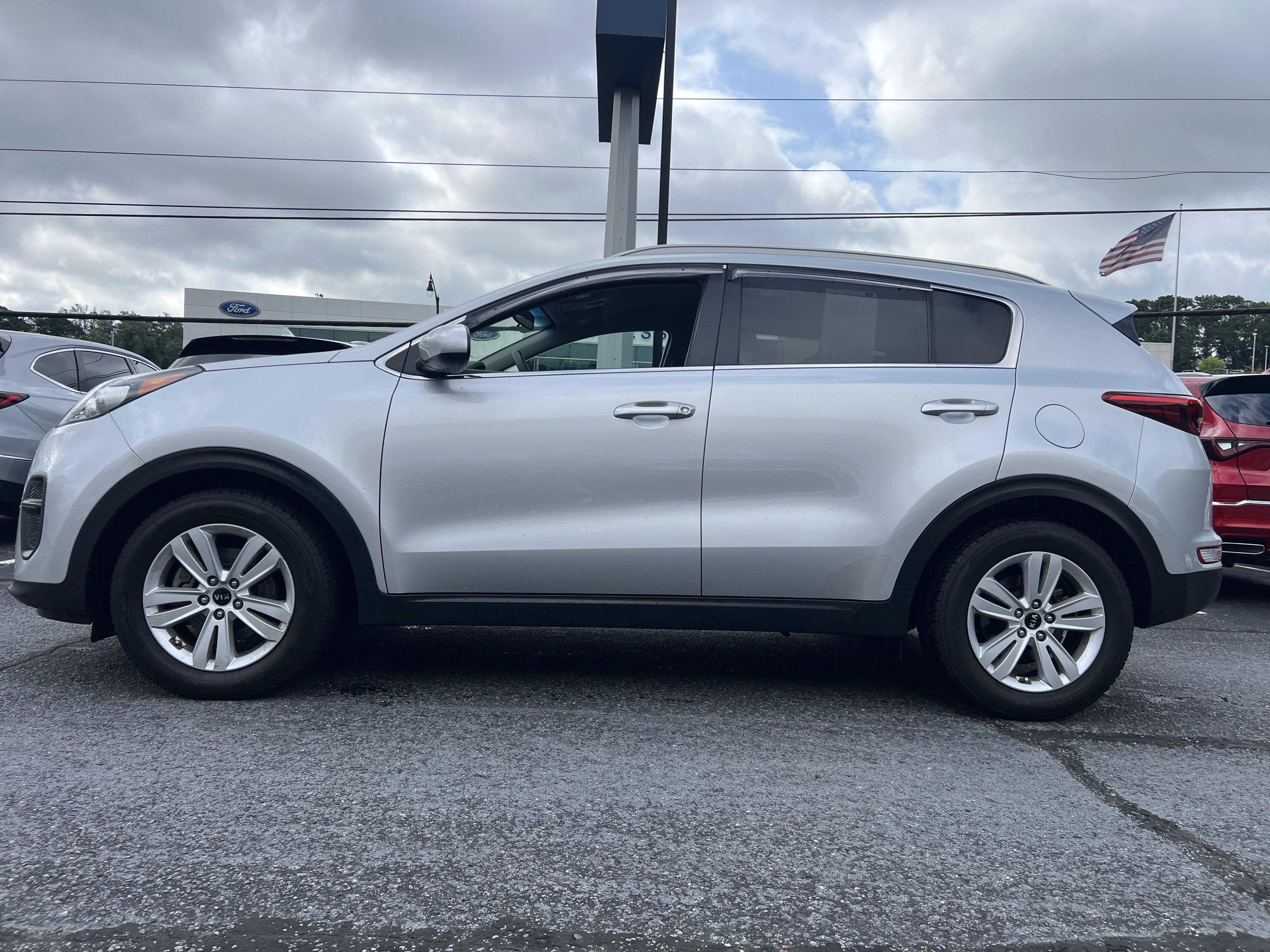 Used 2017 Sparkling Silver Kia LX image 2
