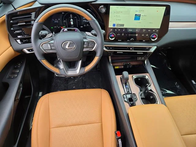 New 2026 Eminent White Pearl Lexus PREMIUM PLUS image 9