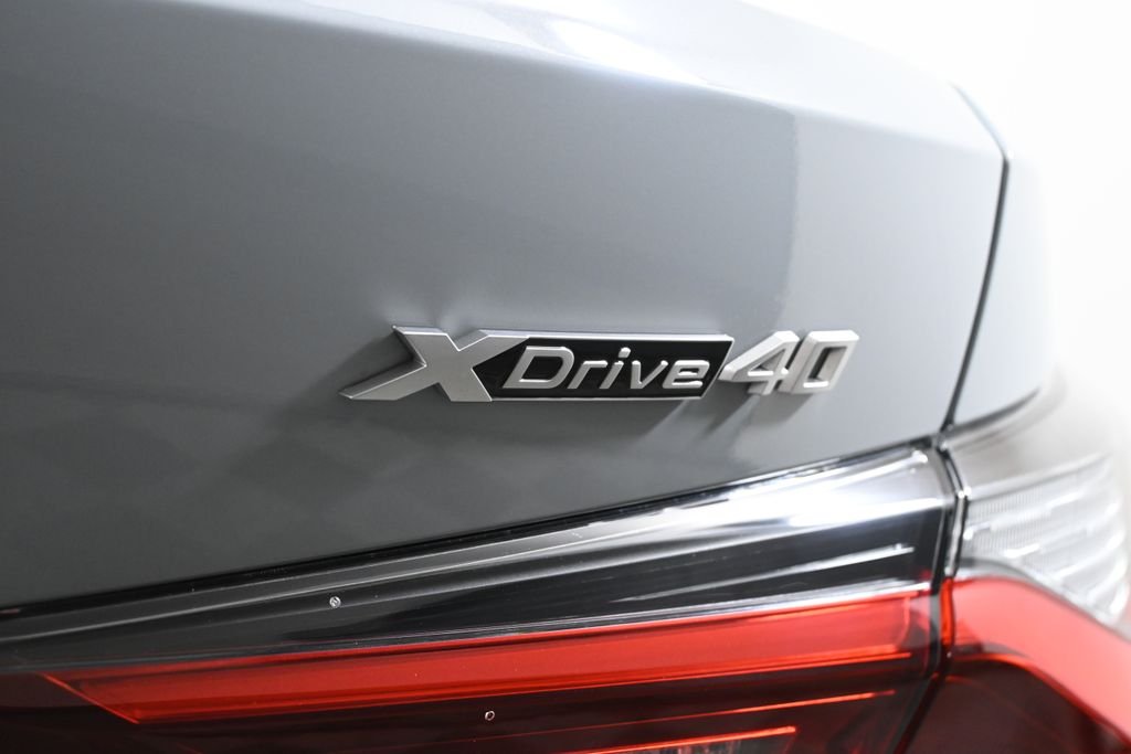Used 2026 Gray BMW xDrive40 image 38