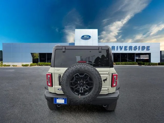 New 2026 Desert Sand Ford Badlands® image 6