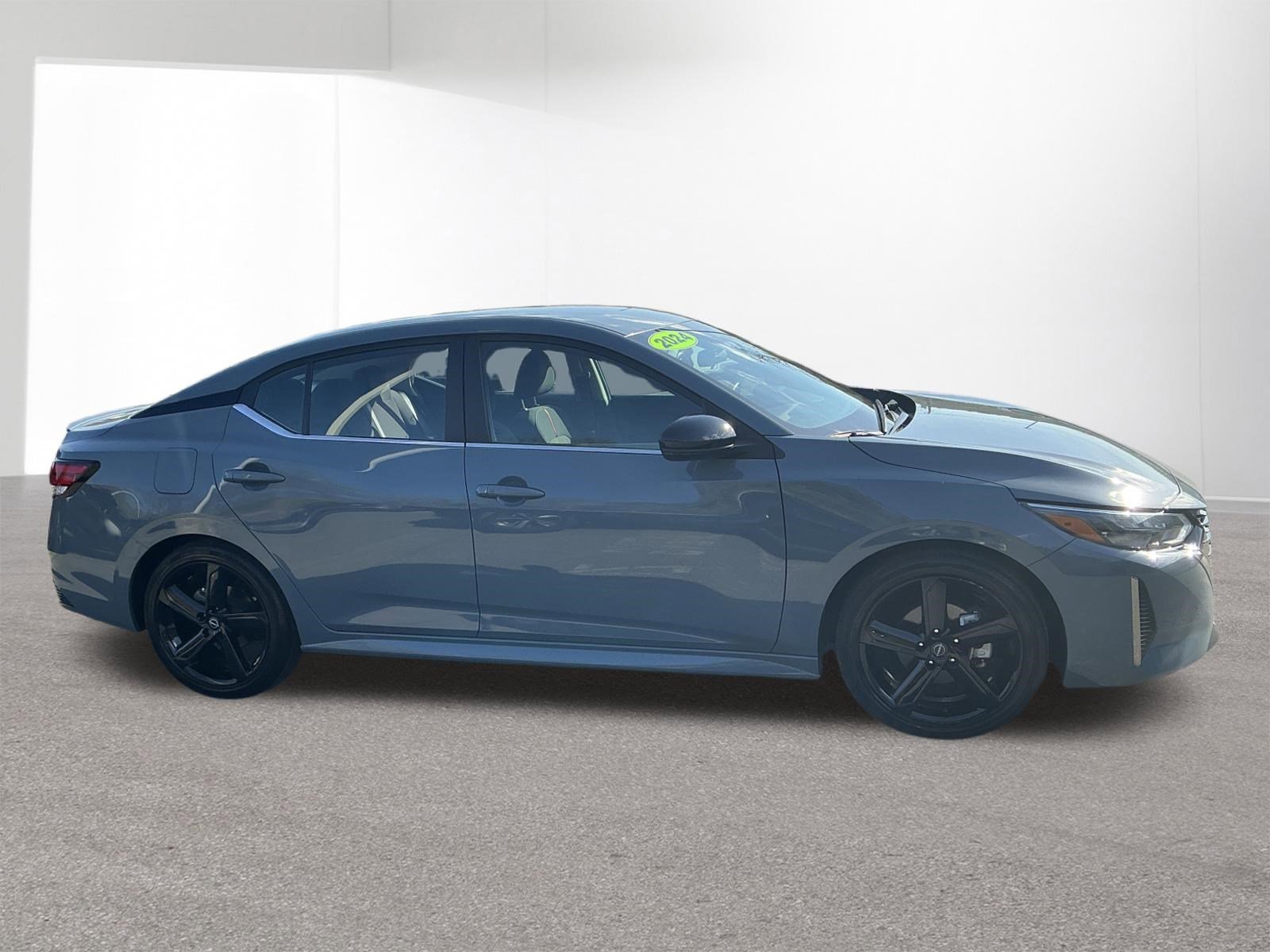 Used 2024 Atlantic Gray Metallic Nissan SR image 2