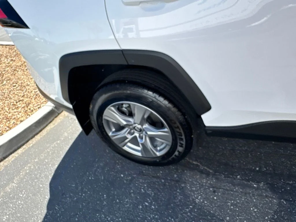 Used 2025 White Toyota XLE image 21
