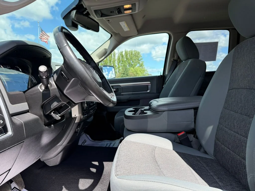 Used 2017 Flame Red Clearcoat Ram Big Horn image 18