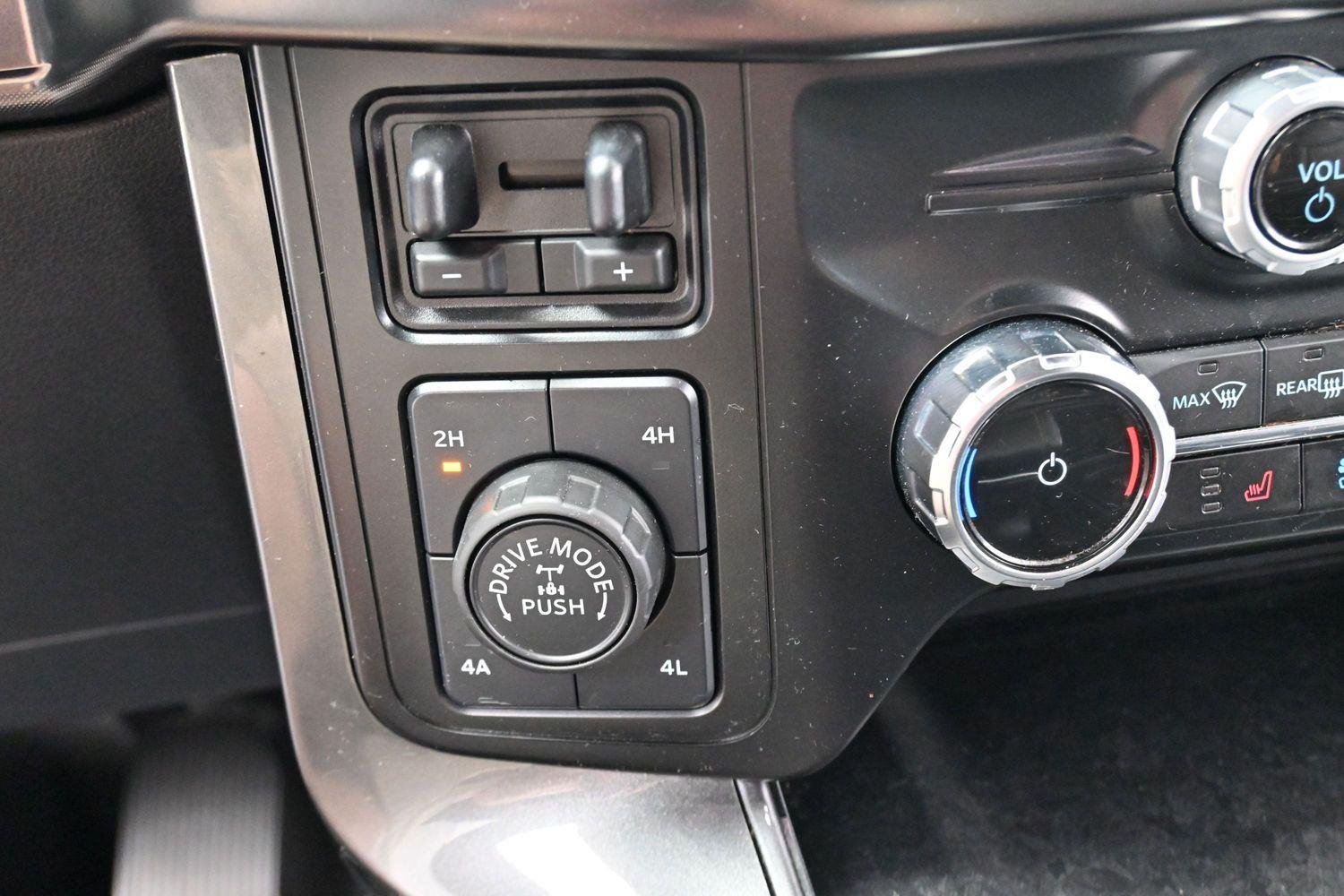 Used 2023 Iconic Silver Ford Tremor image 25