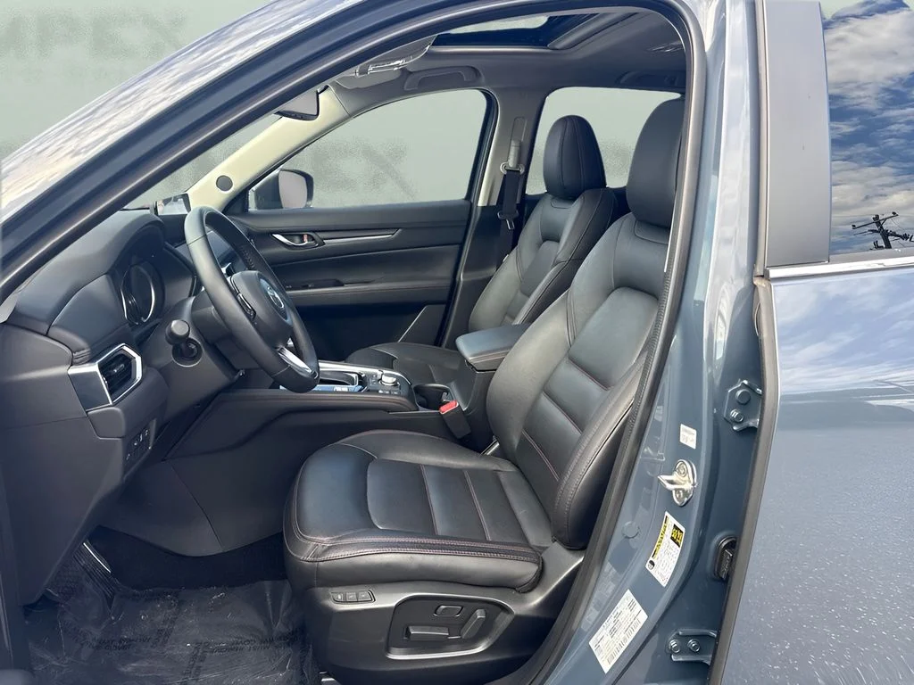 Used 2024 Gray Mazda 2.5 S Carbon Edition image 9