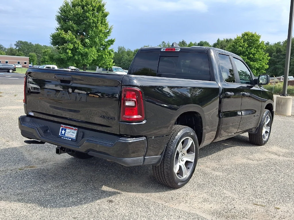 Used 2025 Diamond Black Crystal Pearlcoat Ram Tradesman image 11