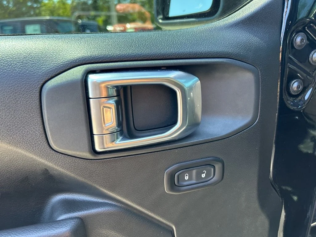 Certified Used 2025 Black Jeep Sport image 32