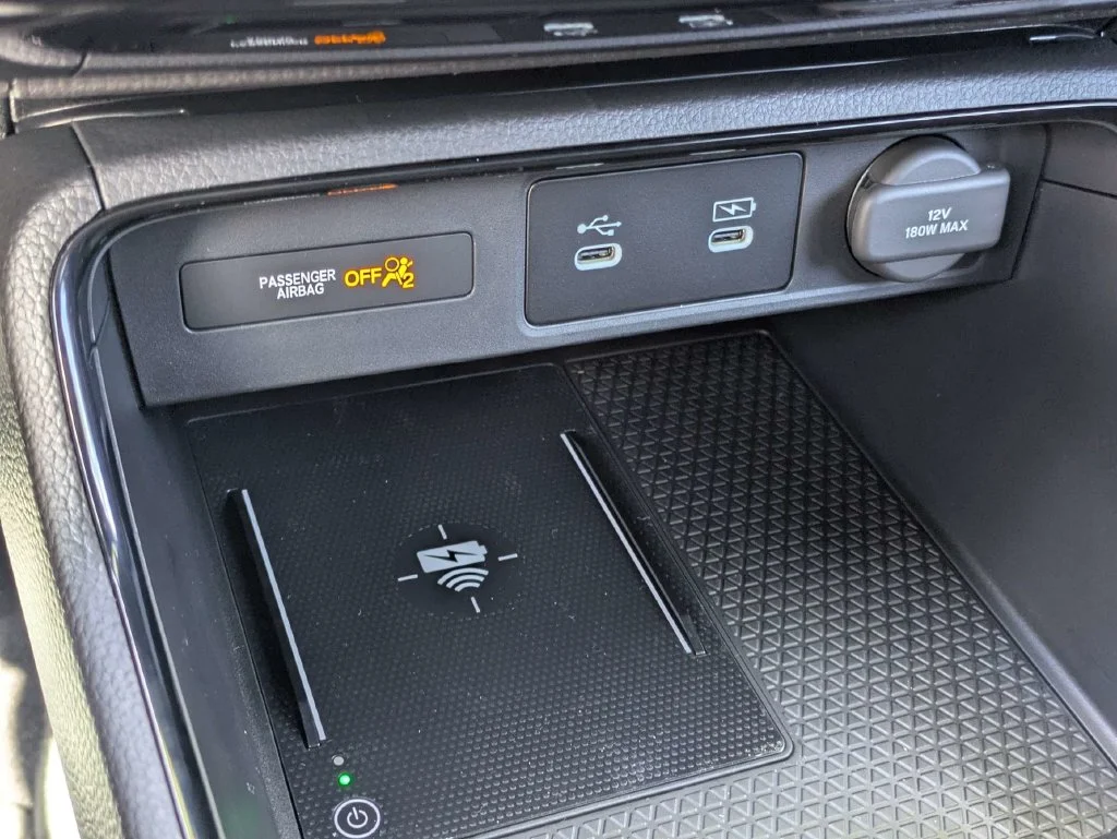 New 2027 Solar Silver Metallic Honda Sport Touring image 21
