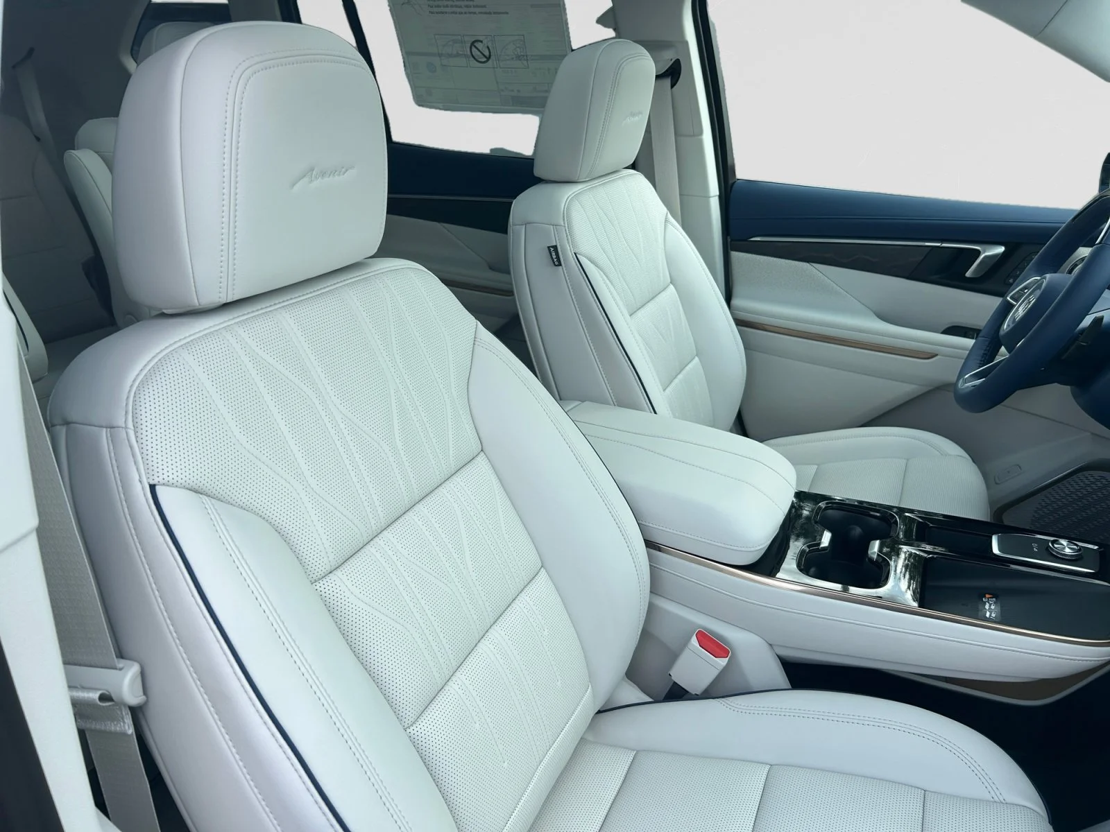 New 2026 Ebony Twilight Metallic Buick Avenir AWD image 12