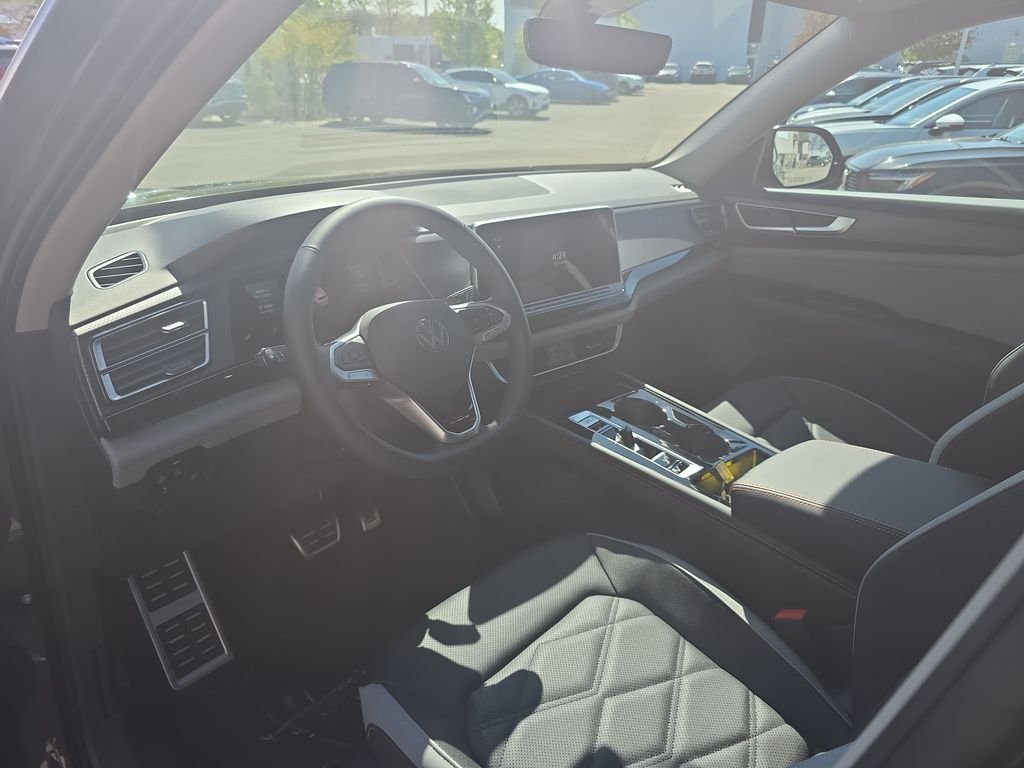 New 2026 Green Volkswagen 2.0T Peak Edition image 9