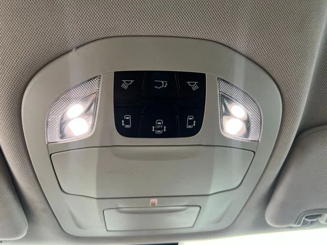 2022 Chrysler Voyager LX - Photo 30
