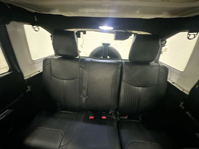 Used 2017 Gray Jeep Unlimited Sahara image 24