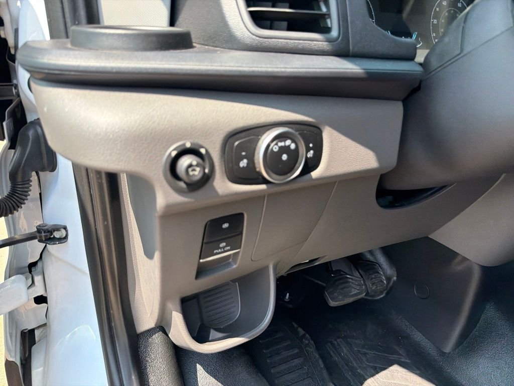 Used 2023 Oxford White Ford Base image 14