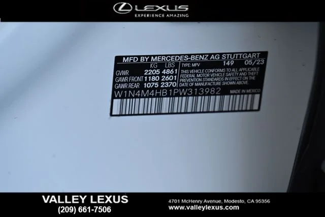 Used 2023 White Mercedes-Benz GLB 250 image 24