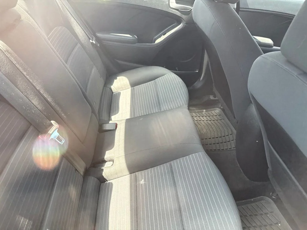 Used 2018 Red Kia LX image 24
