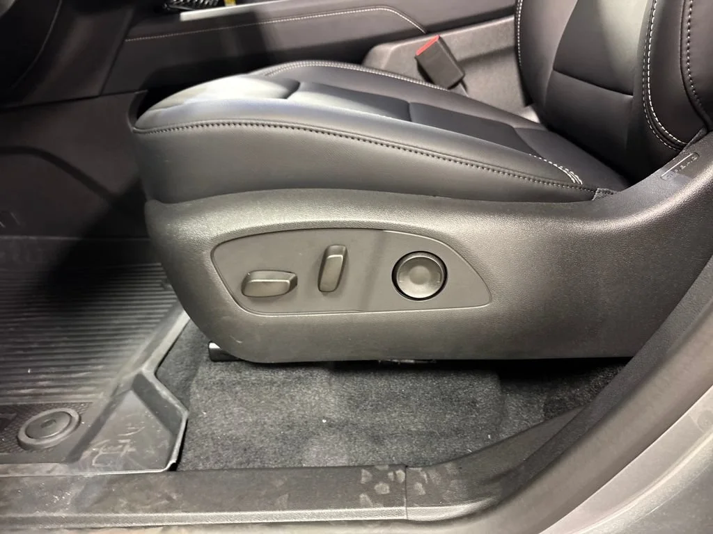 2026 GMC Acadia Elevation - Photo 24